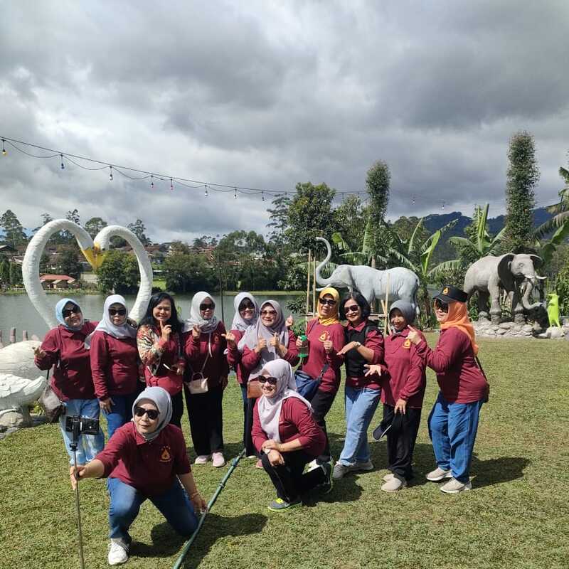 Penginapan  dimulai dari Rp 700.000.- / Malam sampai dengan Rp 1.300.000.- / Malam